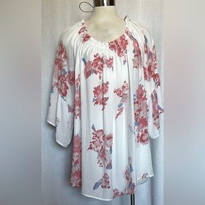 Violet + Claire abstract floral top